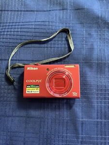 Nikon CoolPix S6200 16.0 MP Digital Camera Red - Tested