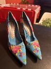BCBG Girls Heels Blue Floral Patent Leather Pointed Toe Size 6B