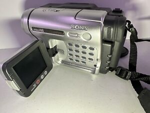 New ListingSony Handycam CCD-TRV138 Hi8 Camcorder Nightshot Capture Working fine
