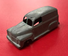 Vintage Die-Cast Tootsie Toy Chicago USA 1950 Chevy Panel Van Truck