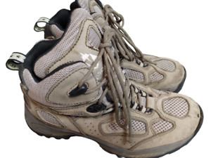 Vasque Breeze Leather Hiking Boots Style 7465 Women’s Gore-tex Waterproof 9M