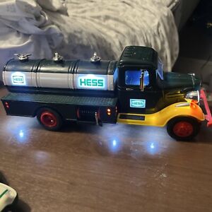 Hess Truck Collectors Edition First 2018
