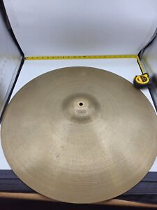 ZILDJIAN 22” Cymbal - 1960s Small Stamp - Vintage Antique
