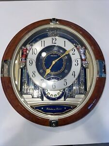 EUC Seiko Melodies In Motion Castles Trumpeting Musicians QXM228BRH  Wall Clock