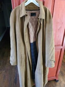 Bill Bass Trench Coat - Size 2XL - Brown in color - Great Condition