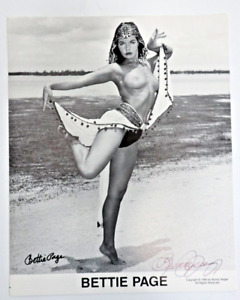 New ListingBETTIE PAGE 8X10 SIGNED PHOTO BY HER & HER PHOTOGRAPHER BUNNY YEAGER W COA