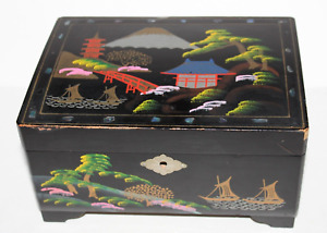 Vintage GNCO Japan Black Lacquer Wood Musical Jewelry Box Felt Lined HandPainted