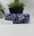 Vera Bradley NWT On a Roll Case - French Paisley (0501127)