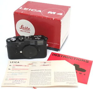 Leica M4 black paint in MINT original vintage dream condition from 1969 Year.