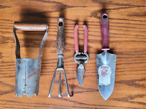 Vintage Set Of 4 Gardening Yard Tools, Bulb Planter, Weeder, Trowel, Pruner