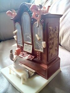 Vintage Christmas Music Box with Damage  Works Great Plays Silent Night