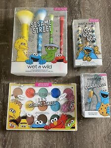 Wet N Wild Sesame Street Limited Edition 4 piece Set Makeup Eyeshadow Brush NEW