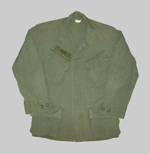 Old Vtg 1960s US Army Jungle Jacket Slant Pocket Fatigue Shirt 1969 Small Short