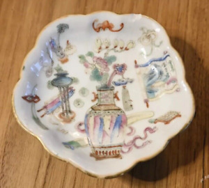 New ListingAntique 19th Century Tongzhi Marked Chinese Famille Rose Footed Dish.