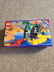 LEGO Pirates: Rocky Reef (6254)