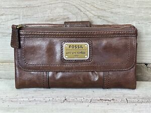 Fossil EMORY Long Live Vintage 1954 Tan Lamb Skin Leather Top Zip Wallet Clutch