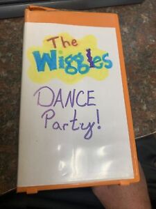 Wiggles, The: Wiggles Dance Party (VHS, 2001)