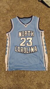 Michael Jordan North Carolina Jersey Size M 23