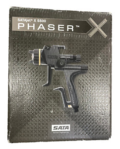 SATAjet X5500 PHASER Spray Gun 1.3 Tip + SATA adam 2 Digital Display Gauge