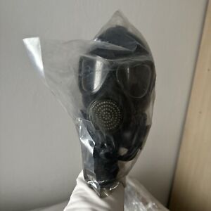 PMK 2 - GP 7 Military Gas Mask - Russia Soviet - New Set Vacumed - Size 2 Med