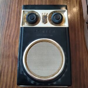 Untested Zenith Royal 500 Long Distance Tubeless All Transistor Radio With...