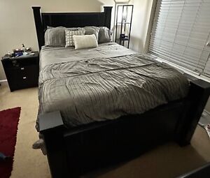 Queen Size Bedroom Set (Dark Brown)