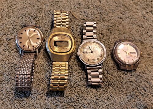 VINTAGE LOT OF 4 MEN'S WATCHES