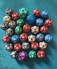 Mixed Lot of 32 MTG D20 Spindown Dice - Various Sets, Some Oversized