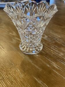 One Elegant Crystal Vase 5