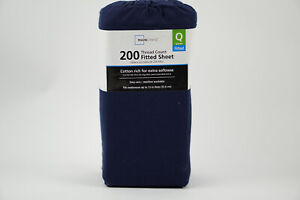 Mainstays 200 Thread Count Fitted Sheet, Queen, Navy Blue