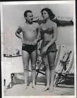 1955 Press Photo Prince Alfonso Hohenlohe-Langenburg and wife, Lake Garda, Italy