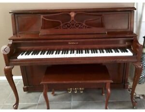 Baldwin  5052  Hamilton Limited Edition Upright Piano in great working condition