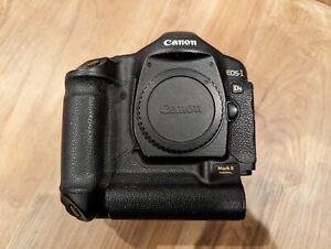 Low Shutter! Canon EOS 1DS Mark II 16.7MP Digital SLR Camera (Body Only) 1Ds2