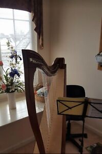 Dusty Springs Harp Ravenna 34, Lever Harp, Walnut Finish, 34 strings