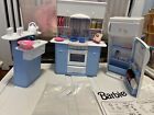 1998 Barbie So Real So Now Kitchen Stove/Oven, Sink, Fridge & Accessories 