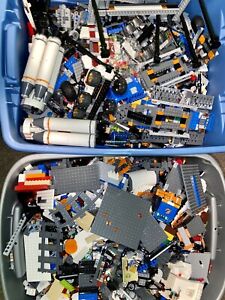 Bulk LEGO Lot! 2 Pound Bricks, Pieces Parts Tires city Star Wars Huge Collection