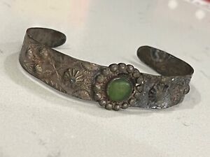 Old pawn WWII era dated sterling turquoise thunderbird 6.75