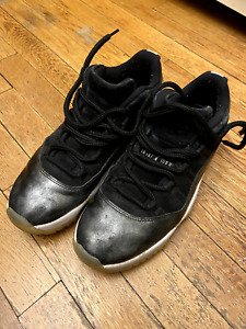 Size 9.5 - Air Jordan 11 Retro Low Barons