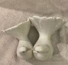 Vintage LLADRO Spain High Glaze Porcelain Kissing Doves Love Birds Figurine 1169
