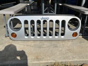 Jeep JK Wrangler OEM Stock Factory Grill PS2 Bright Silver 2007-2018 119420
