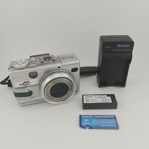 Sony Cyber-Shot DSC-V1 5.0MP Digital Camera + New Battery + 256 MB Card - Tested