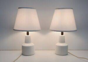 PAIR Vintage Mid Century Modern MCM White Ceramic Martz Style Table Lamp 17
