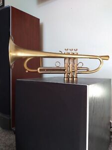 New ListingMonette p3 trumpet. Excellent condition, 3 Prana mouthpieces, dual leather case.