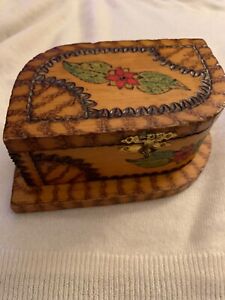 Vintage Souvenir Colorado Wood Pyro Art Trinket Box