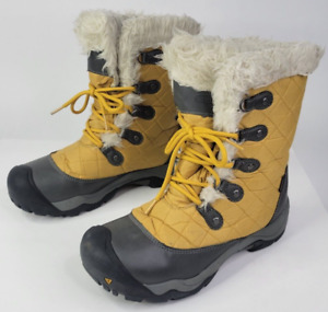 Keen Dry Warm Snow Winter Boots Yellow Beige Gray Quilted Faux fur Trim 9.5