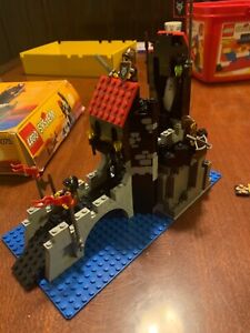 Vintage Lego Castle 6075 Wolfpack Tower 99% Complete With Instructions and box