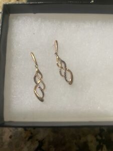10 karat gold earrings Dangle with Chocolate diamonds