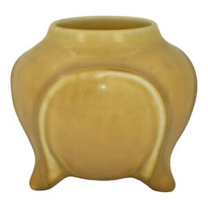 New ListingRookwood 1926 Vintage Art Pottery Matte Yellow Three Footed Cabinet Vase 2093