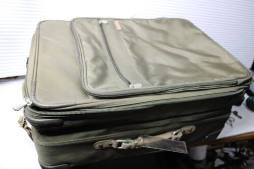 New ListingBriggs & Riley 24 Inch Baseline Upright Olive Expandable Checked Suitcase U24NX