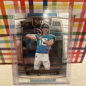2021 Panini Select - Concourse Red & Blue Prizm Die-Cut #43 Trevor Lawrence (RC)